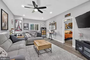 4 Blacks Ter, Paulsboro, NJ 08066 - Photo 8