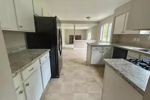 6 Harrell Ave, Monroe Township, NJ 08094 - Photo 4