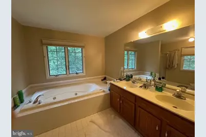 106 Hilltop Court, Harrison Township, NJ 08062 - Photo 28