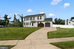 268 Champion Way, Sewell, NJ 08080 - Photo 2