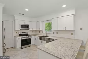 1405 Swan Ln, Harrison Township, NJ 08062 - Photo 6
