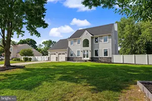1405 Swan Ln, Harrison Township, NJ 08062 - Photo 2