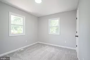 24 Woodland Ave, Franklin Township, NJ 08322 - Photo 16