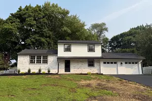 422 Birch Dr, East Greenwich Township, NJ 08056 - Photo 1