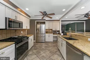 10 Forrest Dr, Blackwood, NJ 08012 - Photo 16