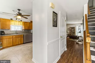 309 Martinique Dr, Monroe Township, NJ 08094 - Photo 2