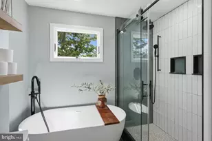 405 Jennifer Ln, Monroe Township, NJ 08094 - Photo 18