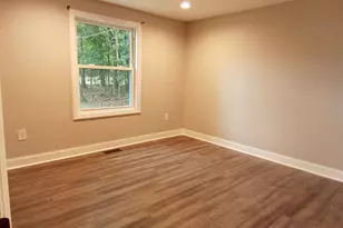 946 Lincoln Rd, Harrison Township, NJ 08062 - Photo 6