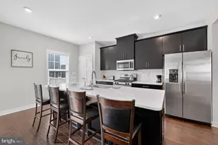 31 Peacock Cir, Sewell, NJ 08080 - Photo 10