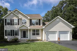 671 Lantern Way, Franklin Township, NJ 08322 - Photo 1