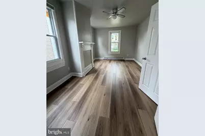 1201 N Commerce Street #B, Paulsboro, NJ 08066 - Photo 4