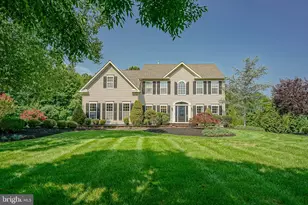 25 Fawn Hollow Ln, Harrison Township, NJ 08062 - Photo 2