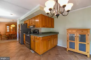 474 Edgemont Dr, Monroe Township, NJ 08094 - Photo 12