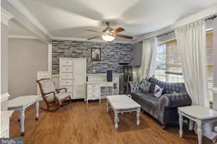 914 Schuyler Pl, Blackwood, NJ 08012 - Photo 2