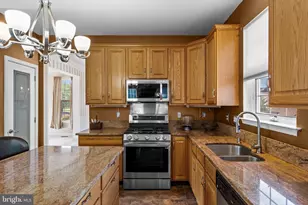 61 Candlewood Rd, Monroe Township, NJ 08094 - Photo 12