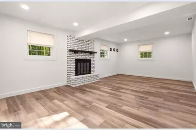 2329 Sunny Hill Avenue, Monroe Township, NJ 08094 - Photo 8