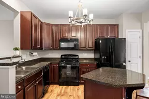 376 Concetta Dr, East Greenwich Township, NJ 08061 - Photo 4
