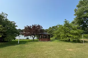 310 Fish Pond Rd, Sewell, NJ 08080 - Photo 16
