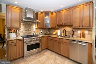 722 Jefferson Dr, Washington Township, NJ 08012 - Photo 10