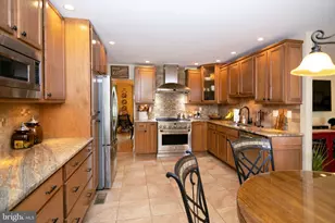 722 Jefferson Dr, Washington Township, NJ 08012 - Photo 8
