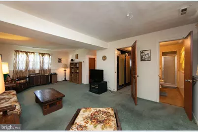275 Essex Avenue, West Deptford Township, NJ 08086 - Photo 28