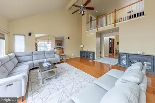 10 Morning Glory Cir, Harrison Township, NJ 08062 - Photo 8