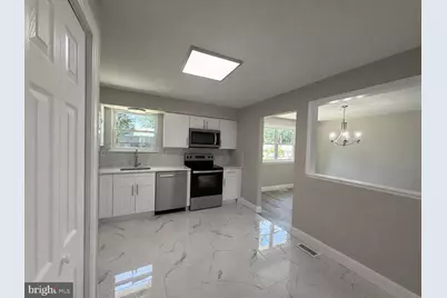 1 Beechwood Street, Blackwood, NJ 08012 - Photo 8