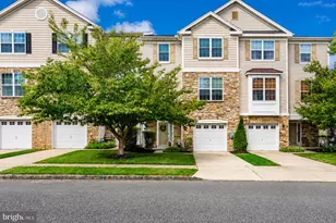 152 Acorn Dr, East Greenwich Township, NJ 08061 - Photo 2