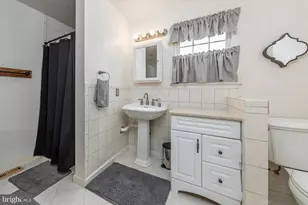 32 Longwood Dr, Sicklerville, NJ 08081 - Photo 18