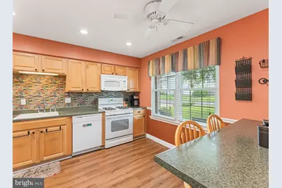 225 Lafayette Drive, Swedesboro, NJ 08085 - Photo 6