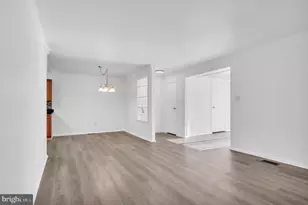 21 Uxbridge Pl, Sewell, NJ 08080 - Photo 6
