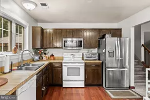 2 Atlas Ct, Sewell, NJ 08080 - Photo 10