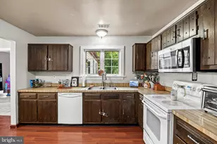 2 Atlas Ct, Sewell, NJ 08080 - Photo 8
