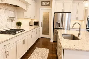 402 Gardenia, Harrison Township, NJ 08062 - Photo 4