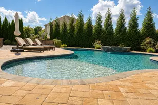 402 Gardenia, Harrison Township, NJ 08062 - Photo 2
