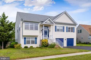 147 Tradewinds Dr, East Greenwich Township, NJ 08061 - Photo 2