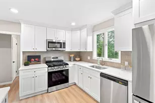 106 Lakeside Dr, Glassboro, NJ 08028 - Photo 6
