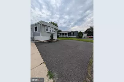216 Eisenhower Avenue, Monroe Township, NJ 08094 - Photo 4