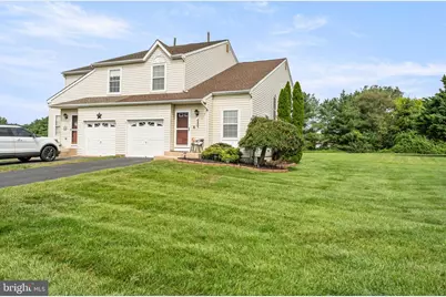435 Longfellow Drive, Monroe Township, NJ 08094 - Photo 2
