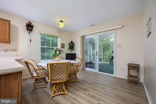 722 Bordeaux Ct, Monroe Township, NJ 08094 - Photo 18