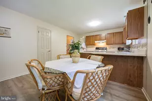 722 Bordeaux Ct, Monroe Township, NJ 08094 - Photo 16