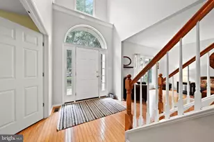 6 Armitage Ct, Sewell, NJ 08080 - Photo 2
