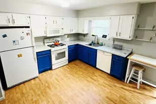 1008 Brown Ln, Clayton, NJ 08312 - Photo 2