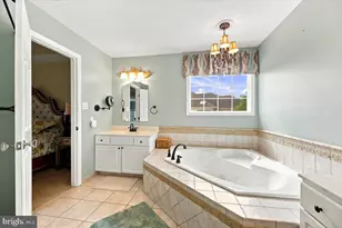 19 Rickland Dr, Sewell, NJ 08080 - Photo 18