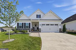 213 Nixon Ct, Swedesboro, NJ 08085 - Photo 1