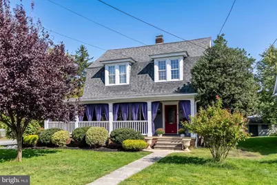 160 W Holly Avenue, Pitman, NJ 08071 - Photo 2