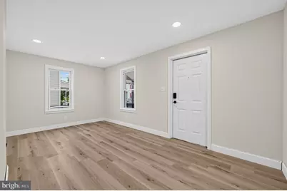 129 W Washington Street, Paulsboro, NJ 08066 - Photo 4