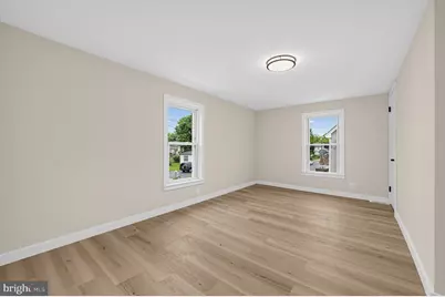 129 W Washington Street, Paulsboro, NJ 08066 - Photo 16