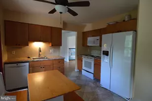 23 Pembrook Rd, Blackwood, NJ 08012 - Photo 6