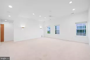 313 Martinique Dr, Monroe Township, NJ 08094 - Photo 6